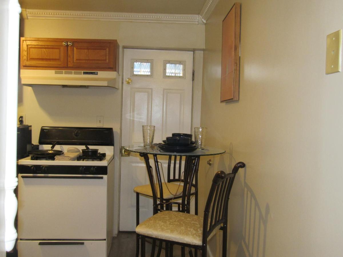 Located In The Noma-Gallaudet Neighborhood Washington Exterior foto